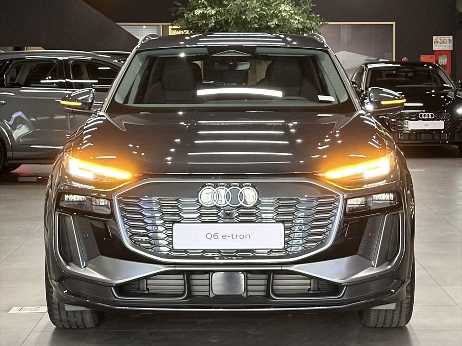 Audi Q6 etron 2026