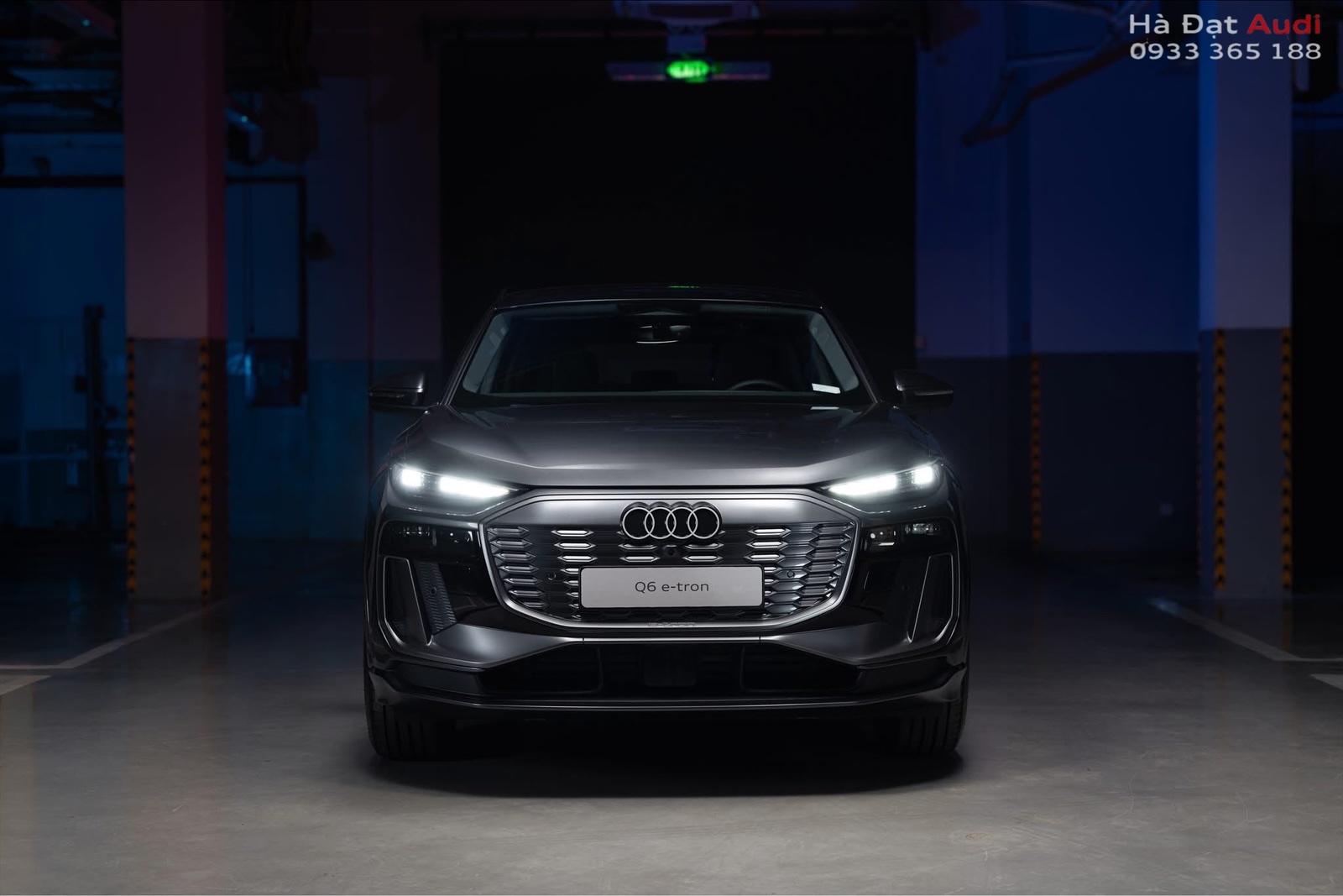 Đầu xe Audi Q6 e-tron 2026
