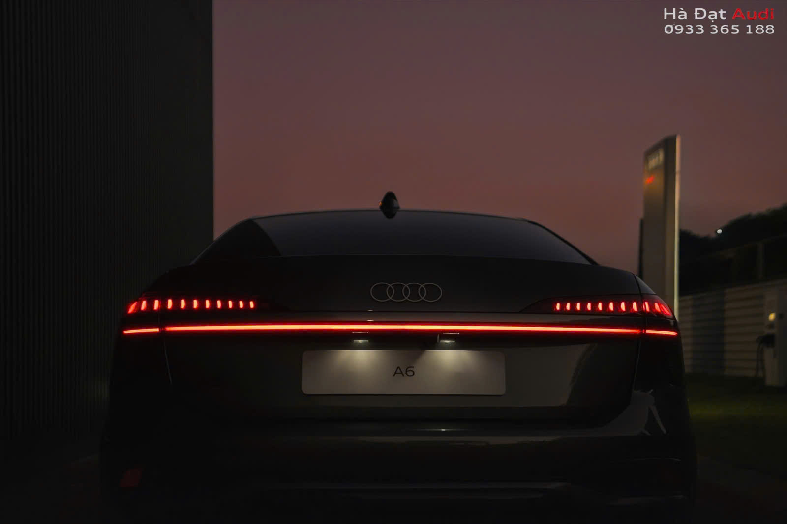  Ở thế hệ mới, Audi A6 2025 có phần đuôi được tạo hình gọn gàng, trẻ trung hơn