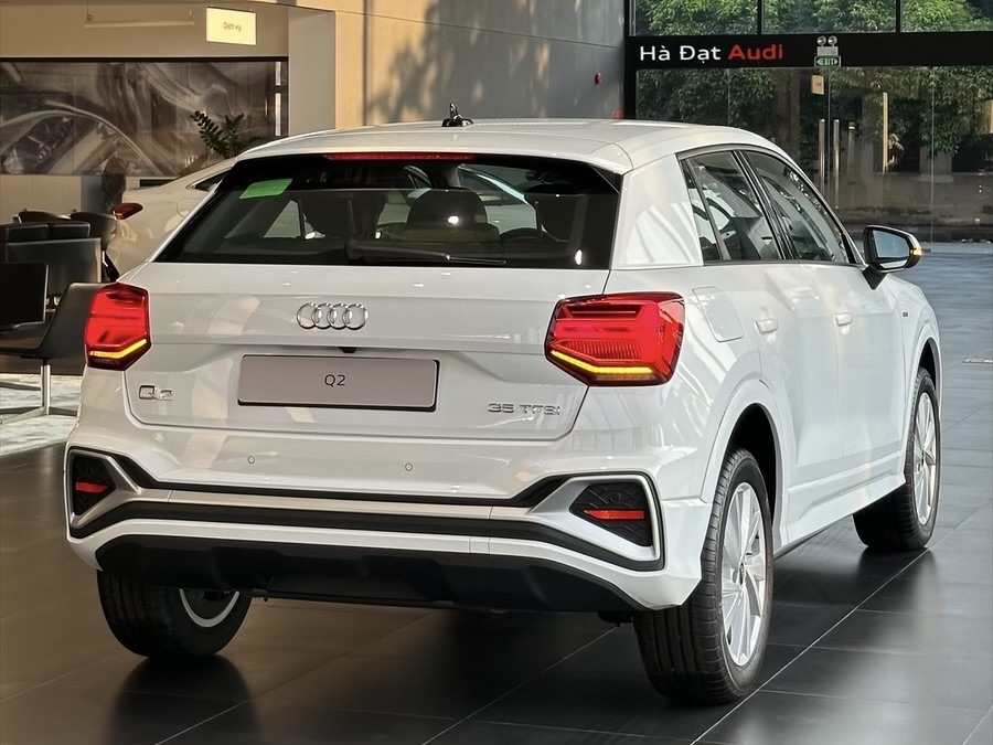 Den hau audi q2 2026