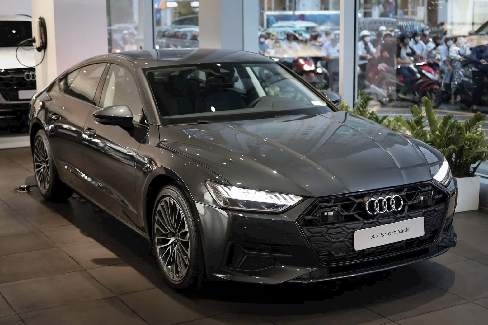 Giá lăn bánh Audi A7 Sportback 2026 rất tốt