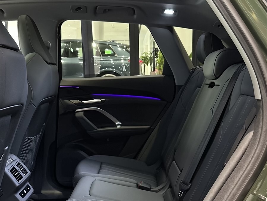 hang ghe sau audi q5 2026 all new
