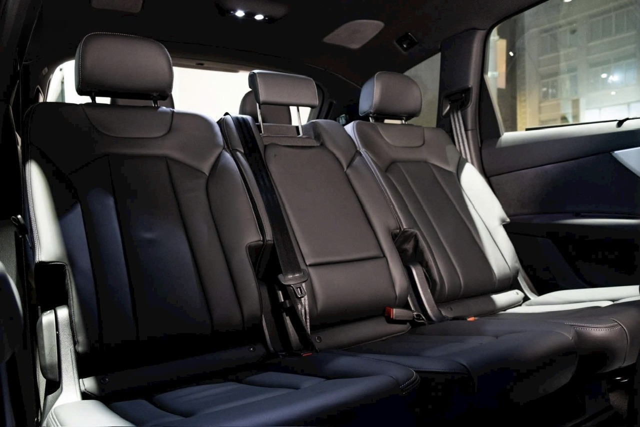 hang ghe thu hai audi q7 2026