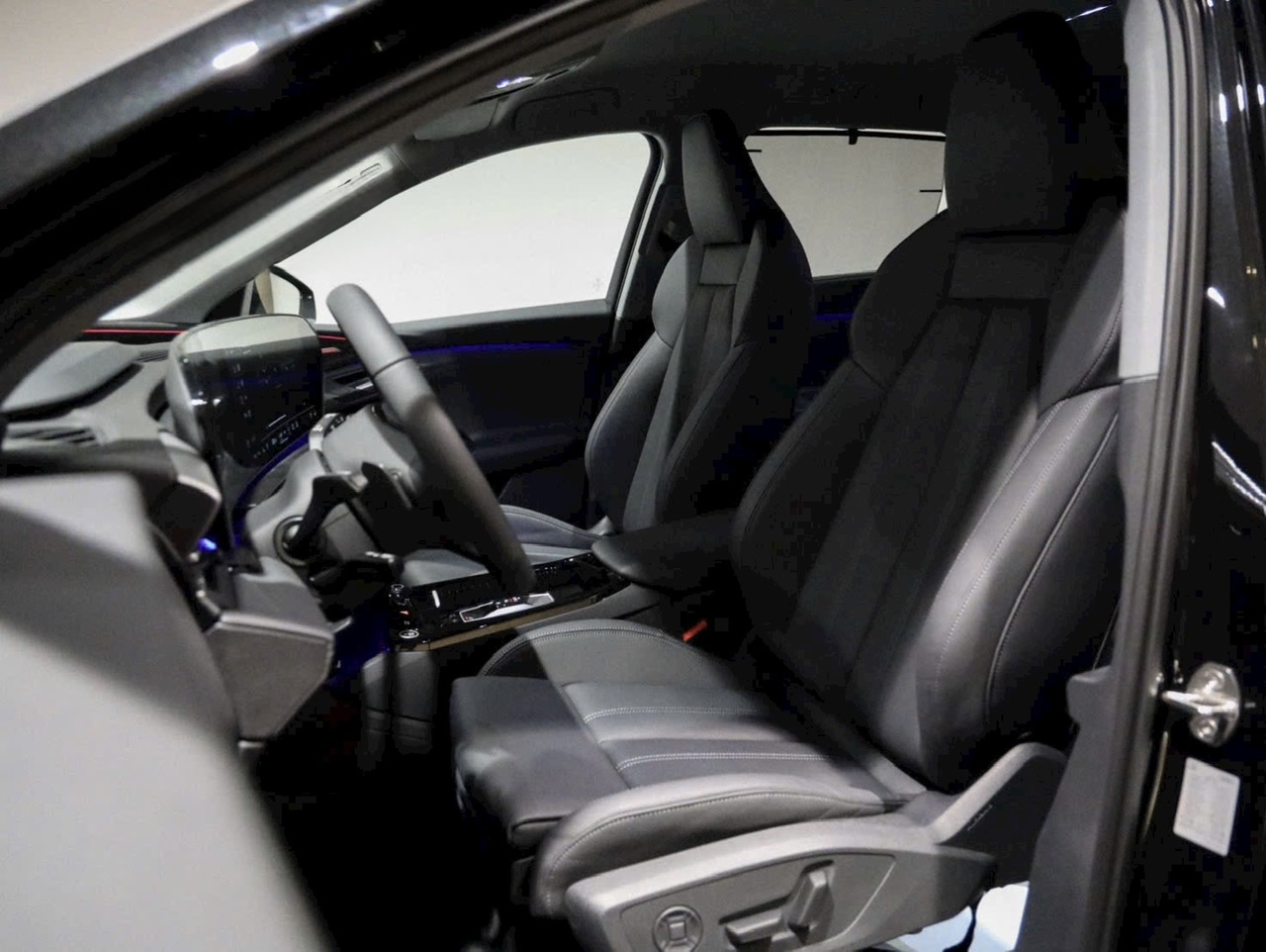 hang ghe thu nhat tren audi q6 etron 2026