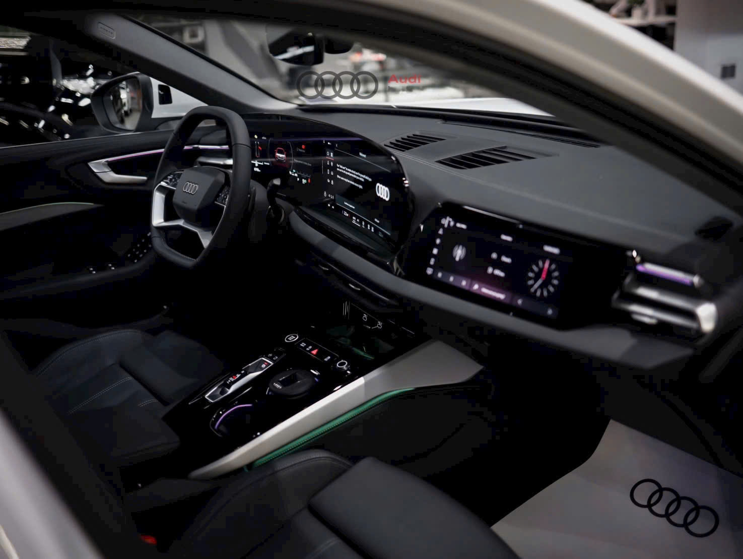 Cụm hai màn hình tren Audi A5 2026 All New