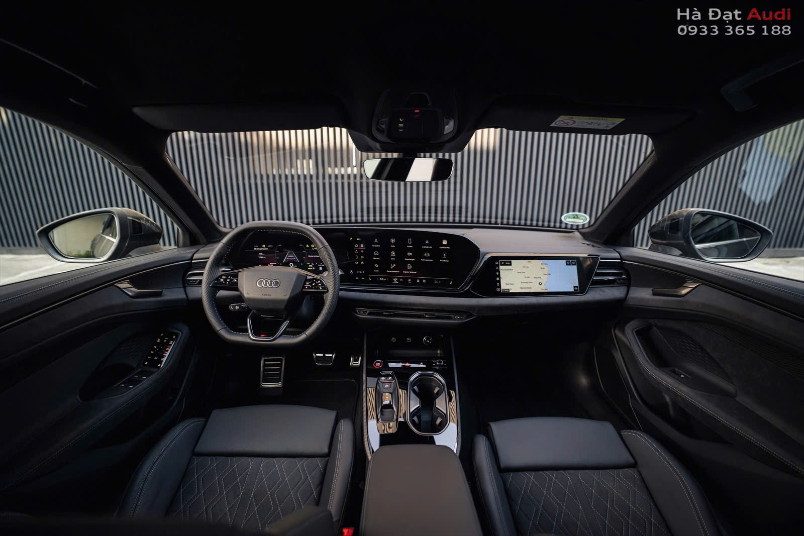 Audi A6 2026 s line all new  mang đến cho người dùng một không gian tràn ngập công nghệ hiện đại và không kém phần đẳng cấp với các vật liệu chất lượng cao